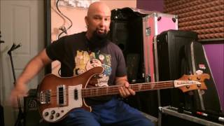 Video thumbnail for 1979 Rickenbacker 4001 by PinkbassmanMusic