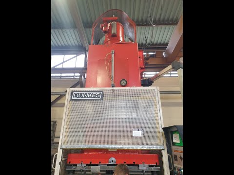 Hydraulic Press HDS160 | Dunkes  