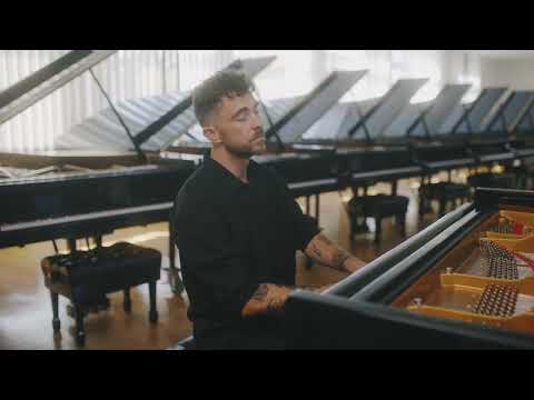 Tim Allhoff - J. S. Bach: Herzliebster Jesu, was hast du Verbrochen BWV 244 (Offizielles Musikvideo)