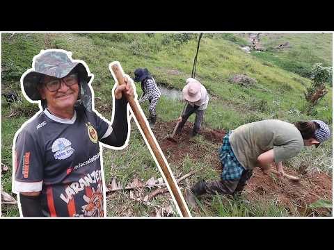 The whole family came to help with the plumbing.