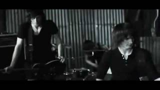 Asking Alexandria - Final Episode (Let&#39;s Change The Channel) Official Music Video (HQ)