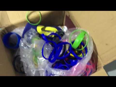 Silicone wristband making machine