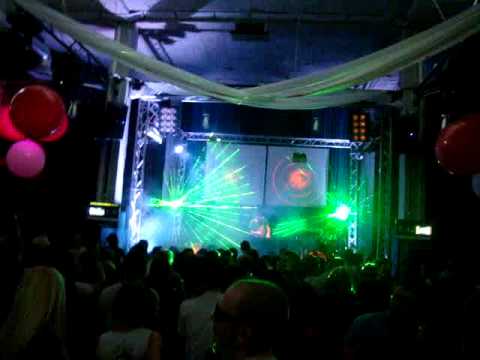 Diablik ft. Fanatka - I'M A BITCH! @ Red City Music Fest 3