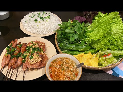 Cuộc Sống Ở Úc 🇦🇺 Bí Quyết Làm NEM NƯỚNG Giòn Dai -Rất Thơm Ngon 😋 Delicious grilled spring rolls