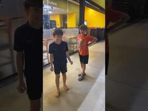 Papum esse movimento que ela faz Papum. #videoshort #viralvideo #shortvideo