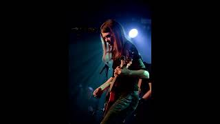 Juliana Hatfield - Everybody Loves Me But You - Live