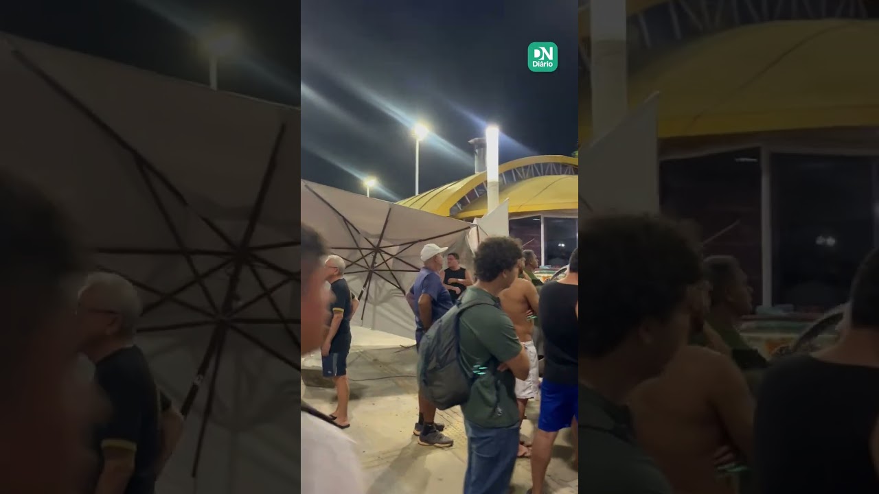 Imagem da notícia Carros colidem e um deles invade barraca de praia na Beira-Mar de Fortaleza; vídeo