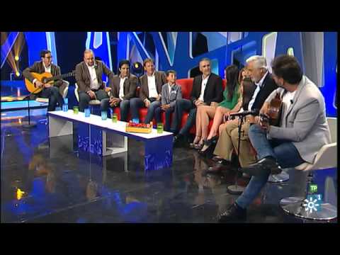 Pilar Bogado dedica fandango a Juan y Medio / Menuda Noche 2016