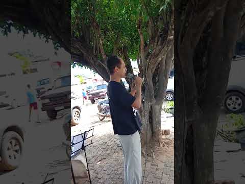 eu PB Sergio anunciando a palavra de Deus na feira de Cristópolis ba.