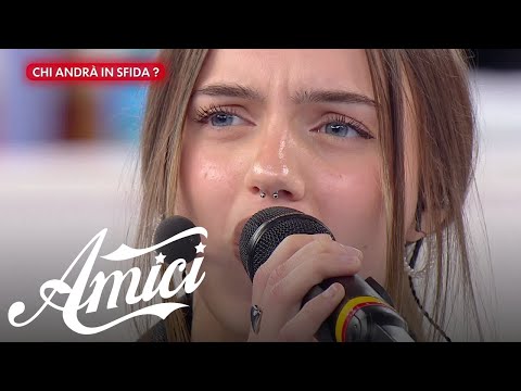 Amici 25 - Flavia - Fiamme negli occhi