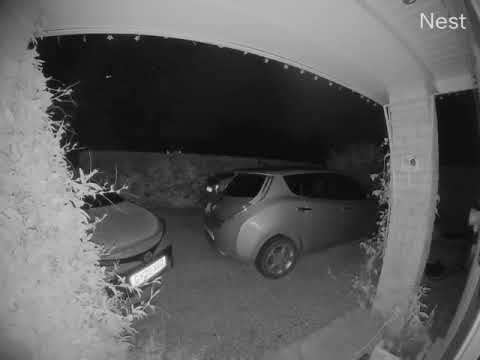 Nest Doorbell cam catches meteor/fireball in Wiltshire UK (with sound)