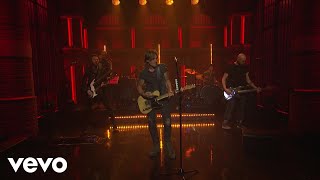 Keith Urban - Never Comin Down (Live From Late Night With Seth Meyers)