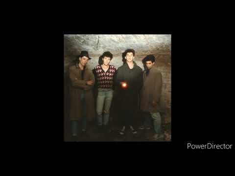 Los Traidores"estoy vacío" ensayo acustico,año 1987.