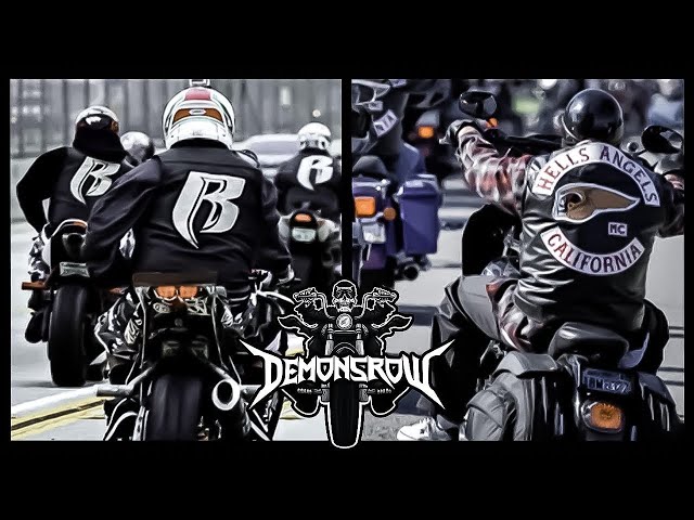 Video Pronunciation of Ruff Ryders in English