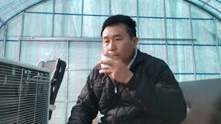 임대온실에서 실습중인 청년들에게