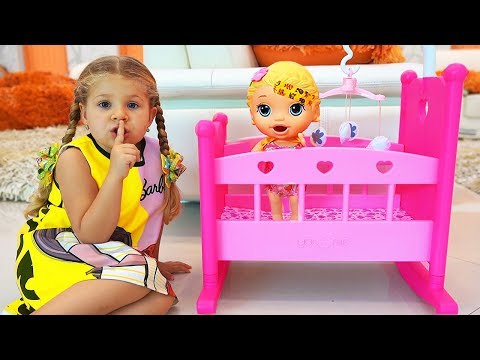 Diana Pretend Play with Baby doll and toys!