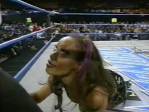 The Artist (w/ Paisley) vs. Corp. Cajun from MIA (Lash LeRoux) (06 24 2000 WCW Worldwide)