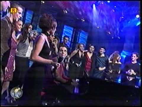 OT1 CANTA POR PRIMERA VEZ MI MUSICA ES TU VOZ
