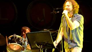 Pearl Jam - Public Image (Live @ Werchter 2010)