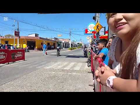 Ciclismo en Monjas Jalapa.