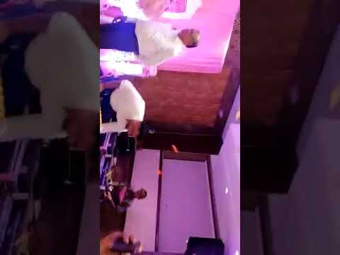 shivanya's birthday celebration.. माझ्या kadhun cake नाही खाल्ला 😅❤️😍