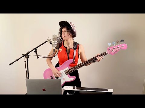 Giorgia Angiuli, Nors Kode, SQU4RE - Stay Curious