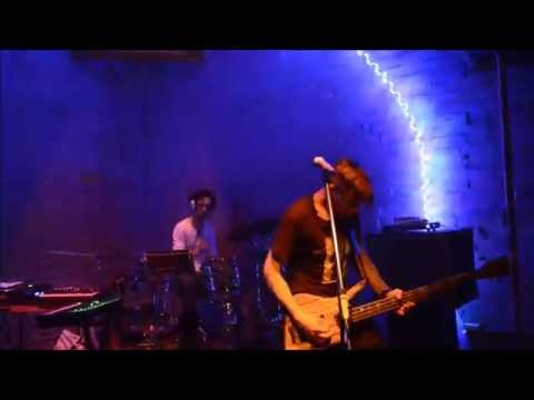 Oolluu @ Bar Open Aug 2014 #1