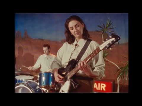 Louisa Nicklin - Can't See  (Official Music Video)