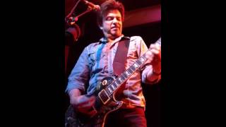 Cracker: &quot;Merry Christmas, Emily&quot;