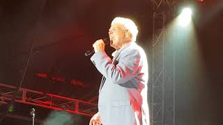 Sadie - John Farnham - Red Hot Summer Tour - Jacob&#39;s Well 170218