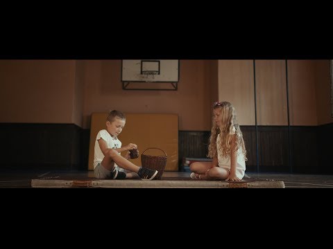 Eva Matějovská - Tažní ptáci (Official Video)