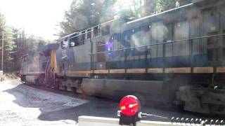 preview picture of video 'CSX Southbound at Altapass, NC 12/26/11'