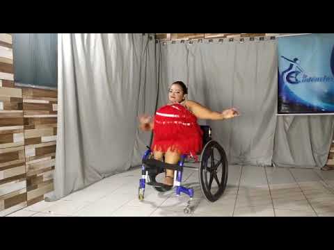 Nina Sousa, dança em cadeira de rodas - Samba
