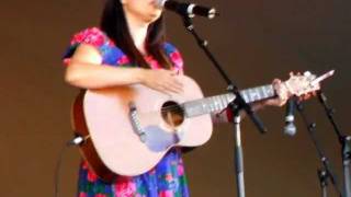 Tami Neilson - Cry Myself To Sleep