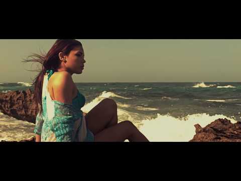 Yan - Piensas En Mi (Official Video)