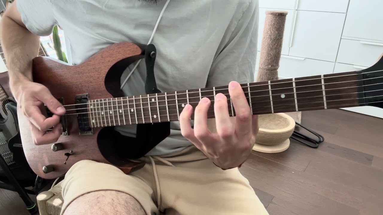Guitarist playing the add9 arpeggio intro riff of Every Breath You Take by The Police