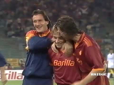 Una delle tante magie di Tommasino Hässler in maglia giallorossa (Roma Wacker 92)