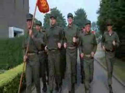 FULL METAL JACKET- MARCIA DEI MARINES