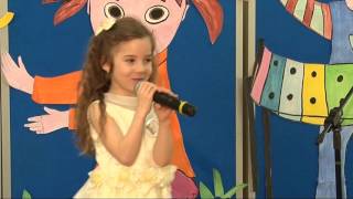 naszalomza | Amelia Piotrowska - Kołysanka dla E. T. - 25 Festiwał w SP9 w Łomży