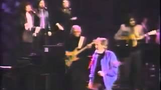 Video thumbnail of "Levon Helm sings Roy Orbison's "Mean Woman Blues" - Concert for the Homeless 1990"