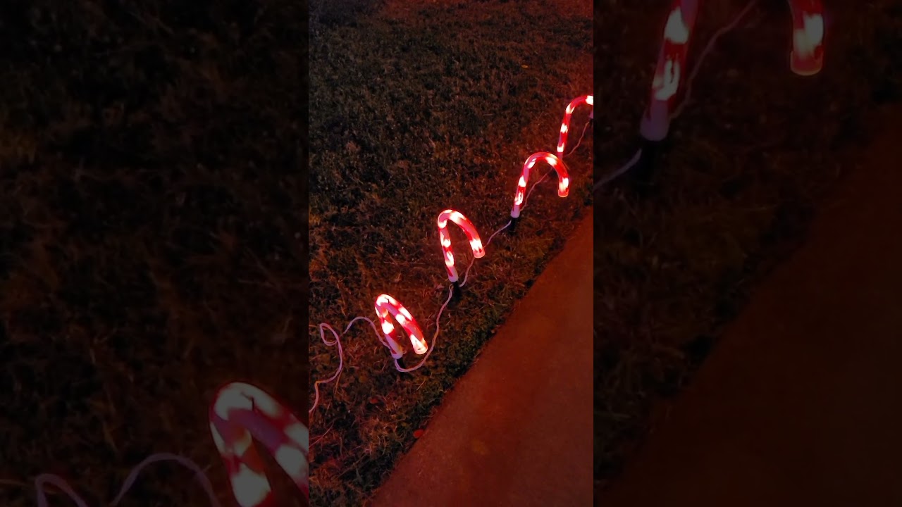 Candy Cane Outdoor Decoration (Review)