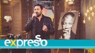 Dewald Wasserfall performs &quot;Jy is die storm&quot;