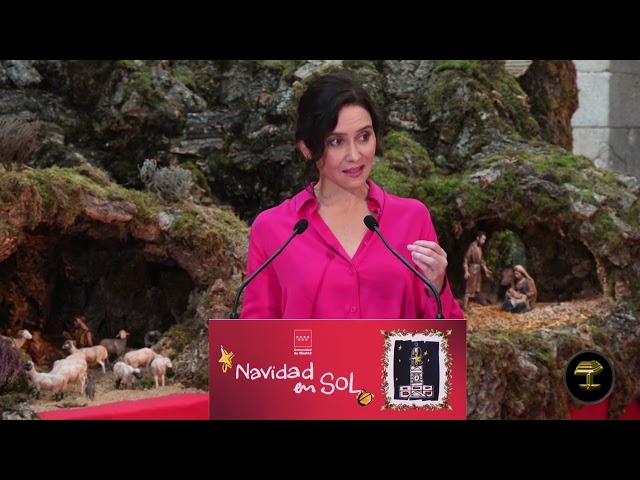 Ayuso, defendiendo nuestras tradiciones, en la inauguración del Belén de la Real Casa de Correos