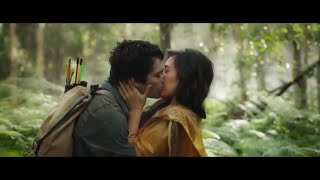 Love and Monsters / Kiss Scene — Joel and Aimee (Dylan O'Brien and Jessica Henwick) video