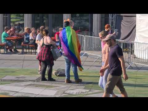 Yasmin Hutchins 09.06.2023  auf dem CSD in Düsseldorf