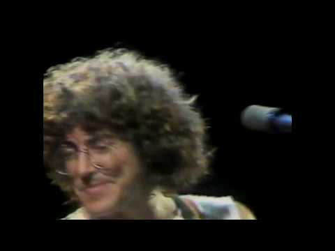 Piero - Coplas de mi país - 𝟏𝟗𝟖𝟑 𝐏𝐢𝐞𝐫𝐨 𝐜𝐨𝐧 𝐏𝐫𝐞𝐦𝐚 INÉDITO