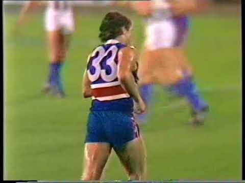 1985 Fosters Cup Footscray v North Melbourne 1st Quarter Game 5