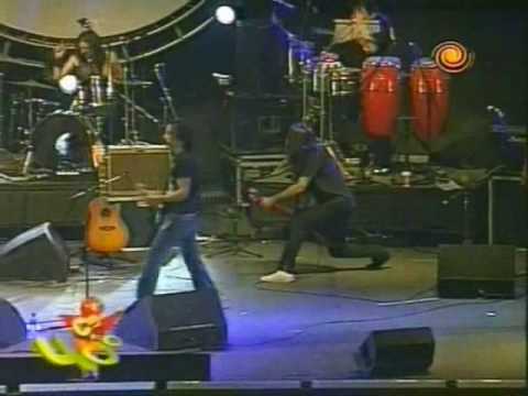11 Javier Calamaro - Tren de las 16 + Me gusta ese tajo