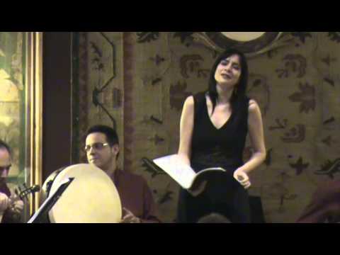 download lagu mp3 mp4 Tres Morillas Me Enamoran, download lagu Tres Morillas Me Enamoran gratis, unduh video klip Tres Morillas Me Enamoran