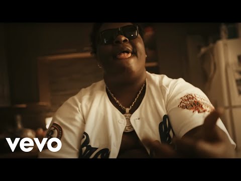 BigXthaPlug ft. Moneybagg Yo, Gucci Mane & BIG30 - Sunshine Outside [Music Video]